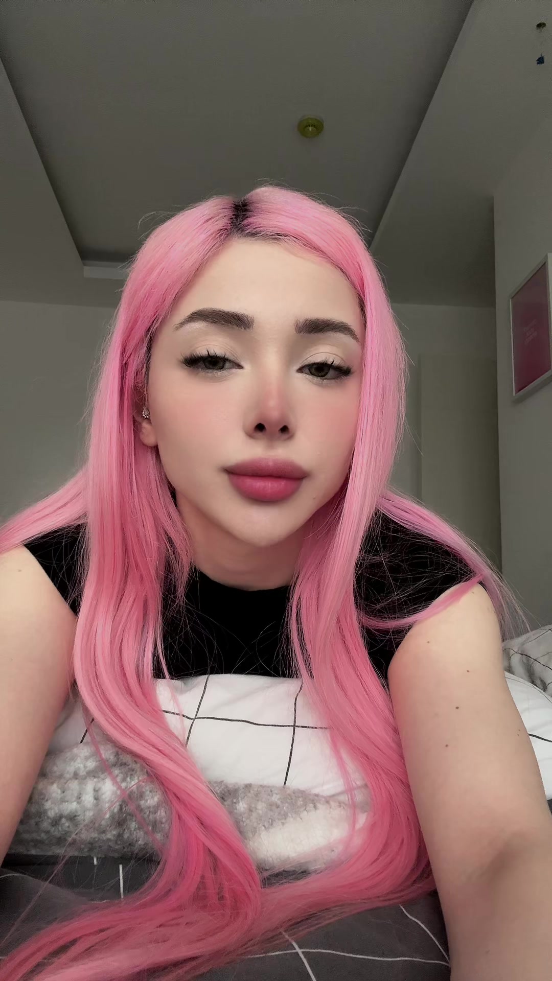 @Sera