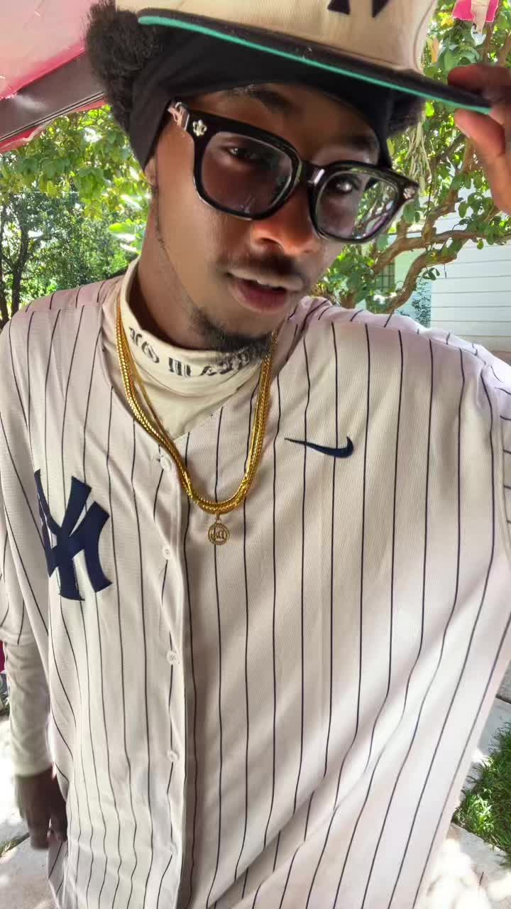@SPIFFY🤍👑🤍