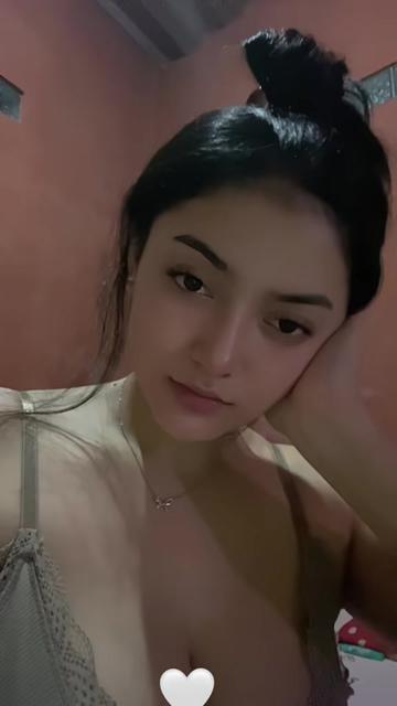 @urfavoritesin