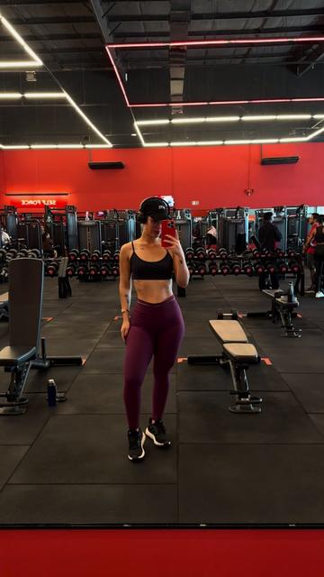@Silvahiviaoficial