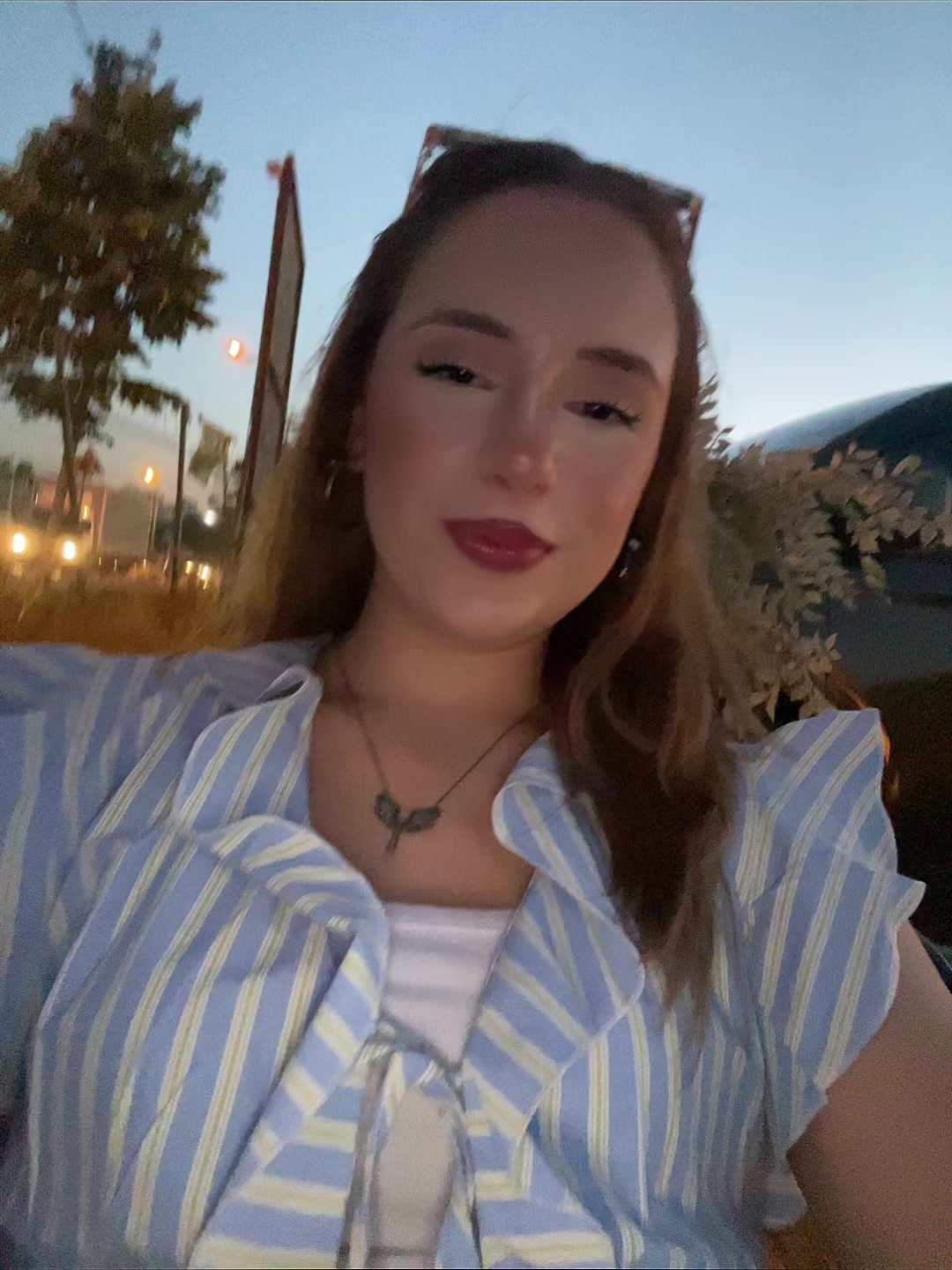 @B.B
