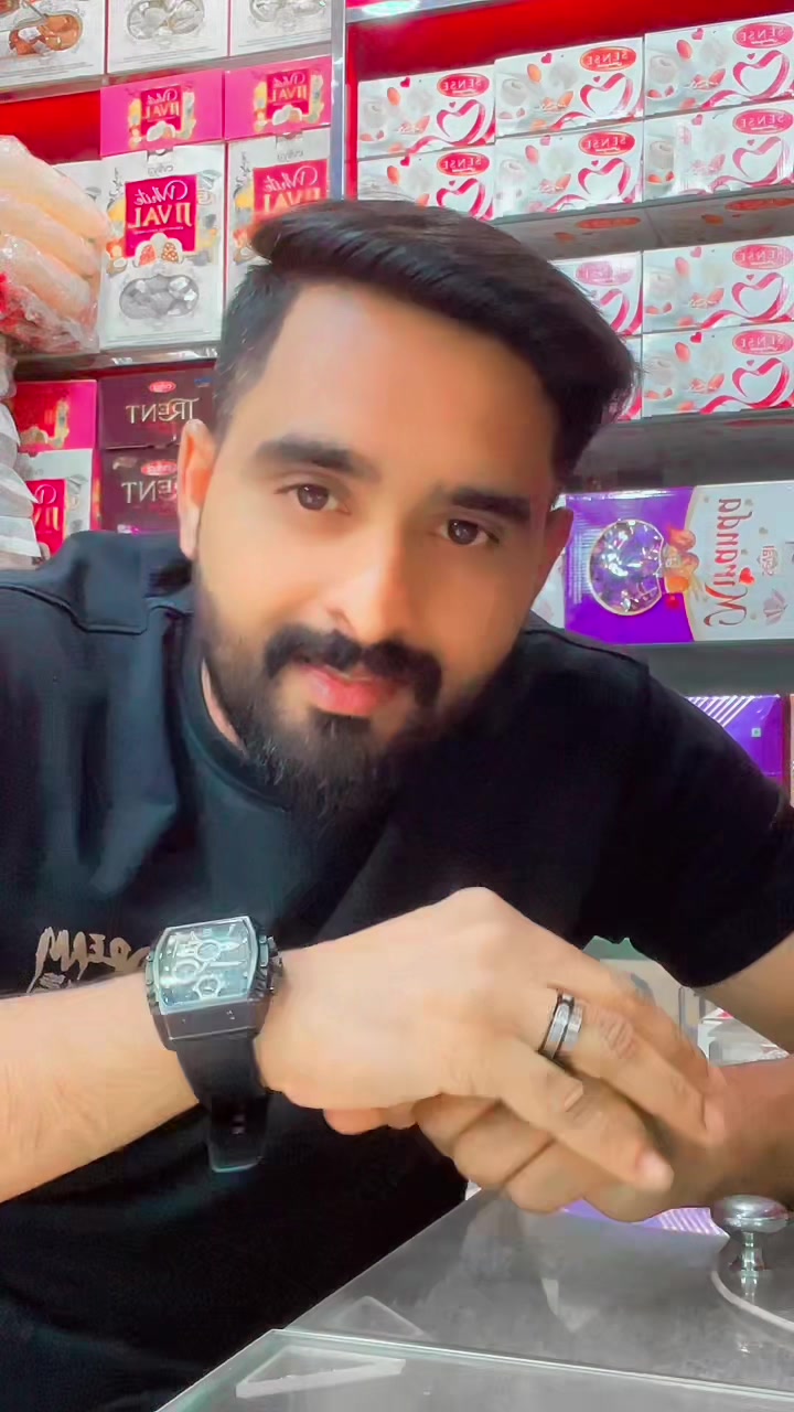 @raazrasiq