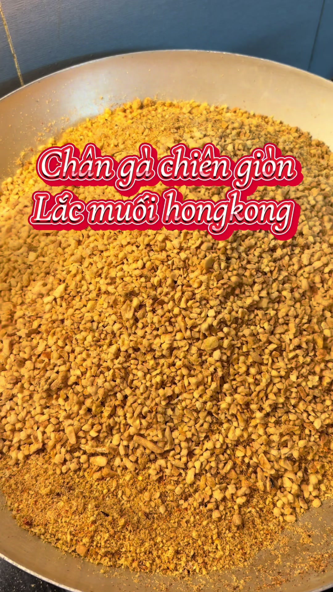 @Ch&acirc;n g&agrave; chi&ecirc;n gi&ograve;n - TULY