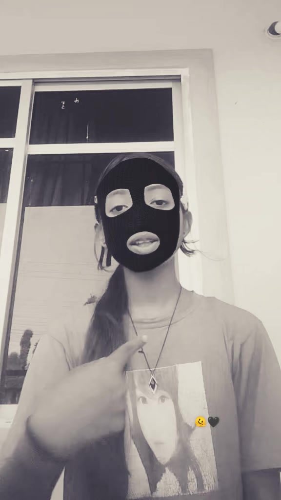 @🕷️