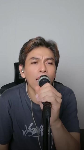 @Toni
