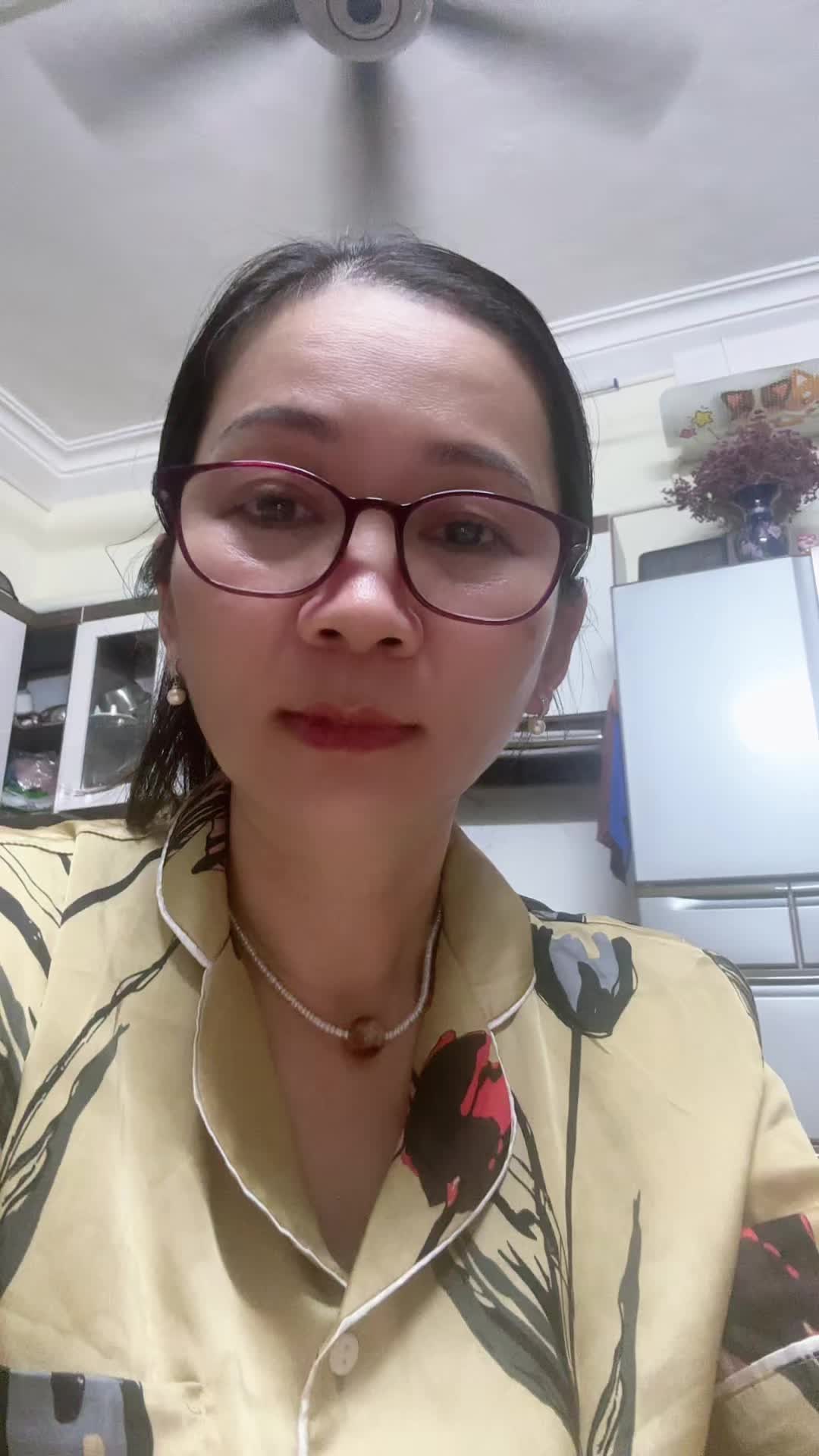 @Hoa sún ( nhí nhố)