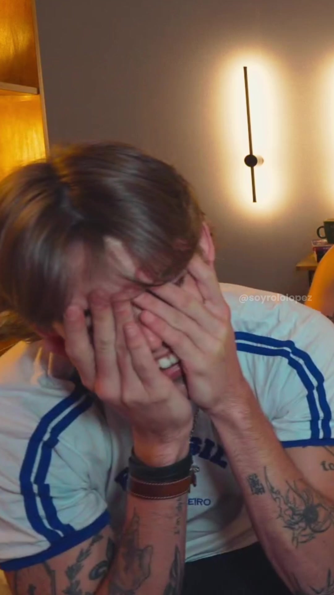 @𝐑𝐎𝐋𝐎 𝐋𝐎𝐏𝐄𝐙