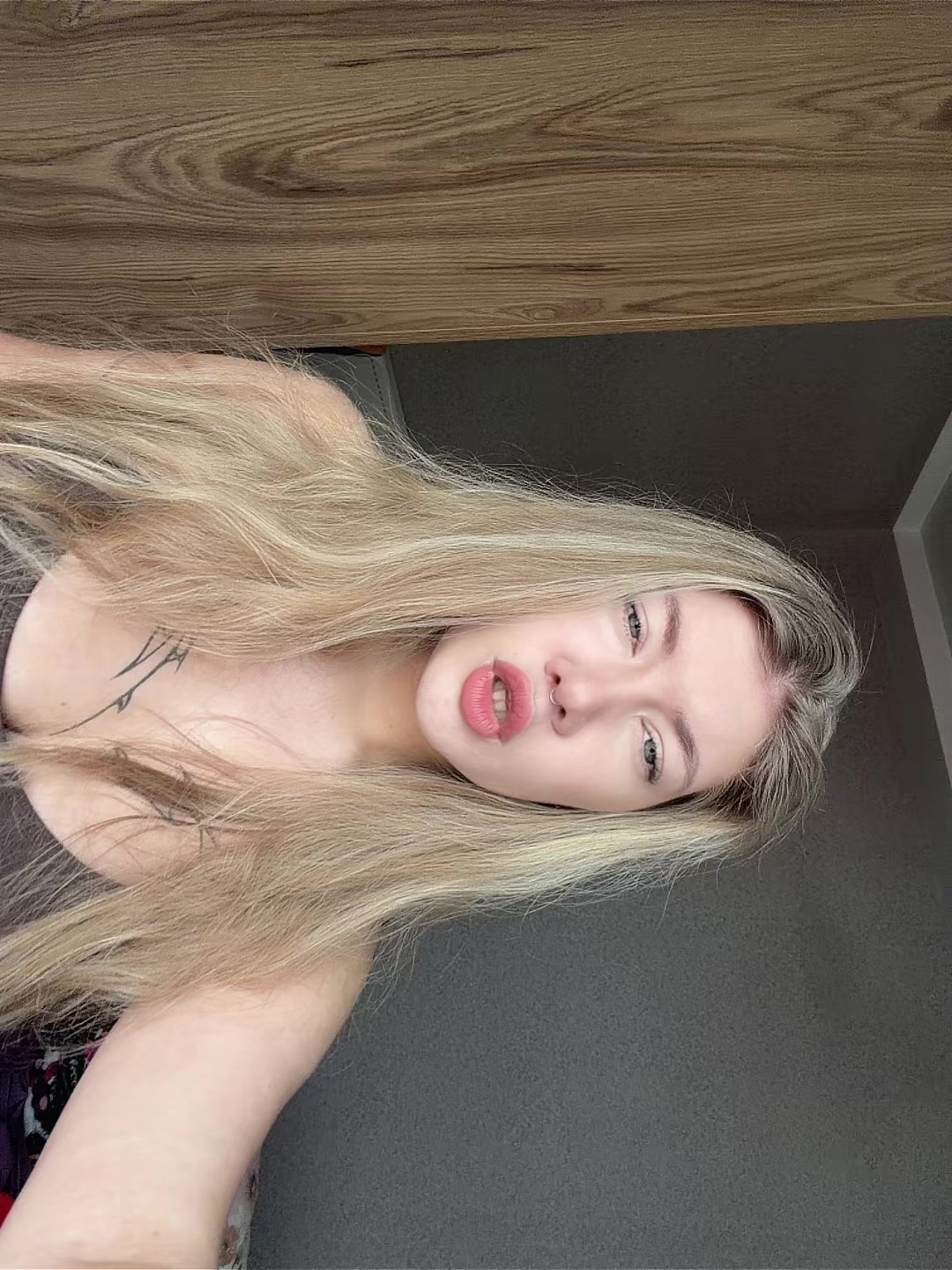 @вискис
