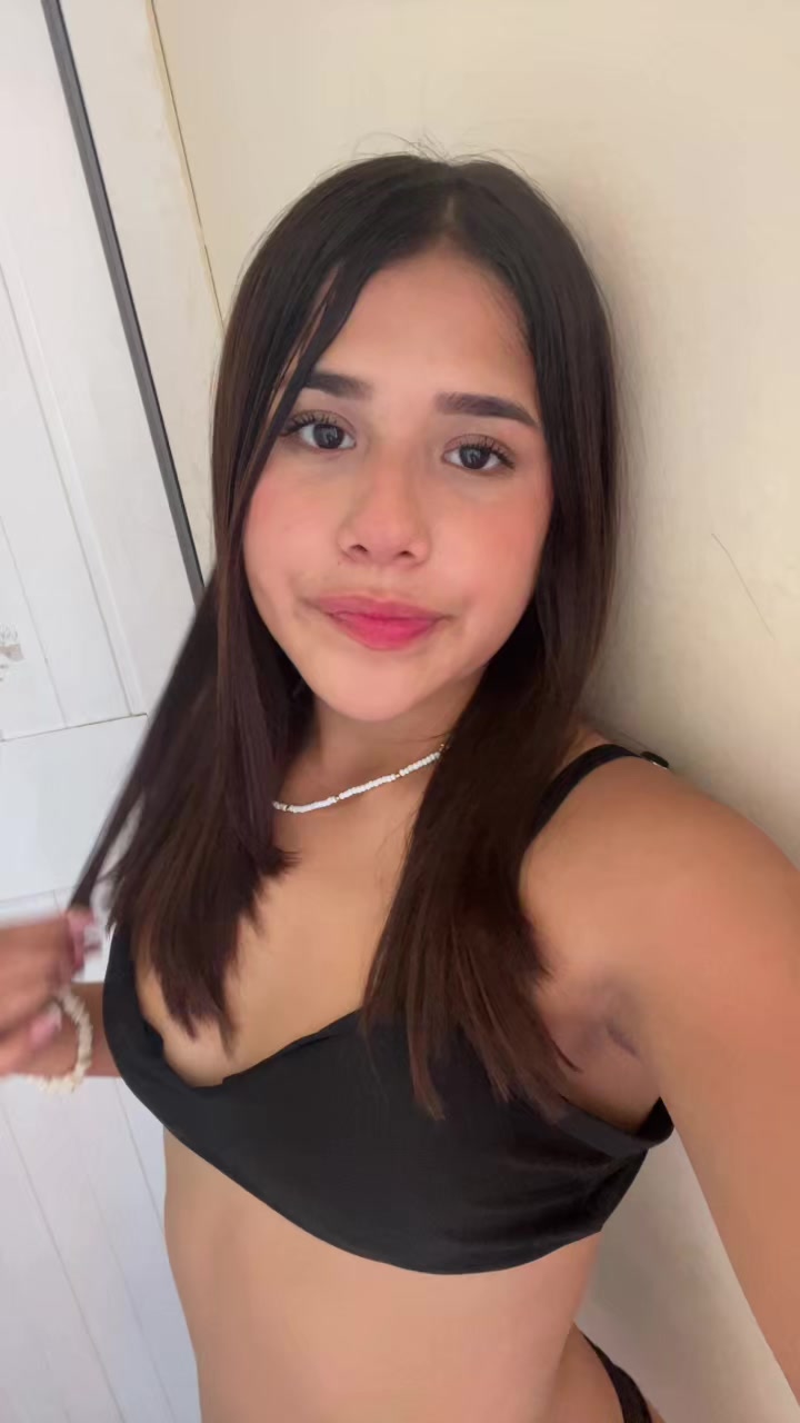 @🧣