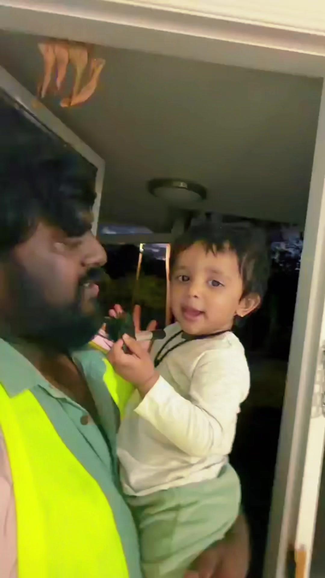 @Arasi Siva ✨