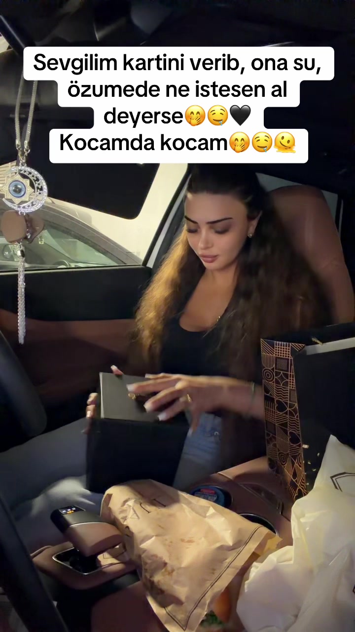 @VUSKA