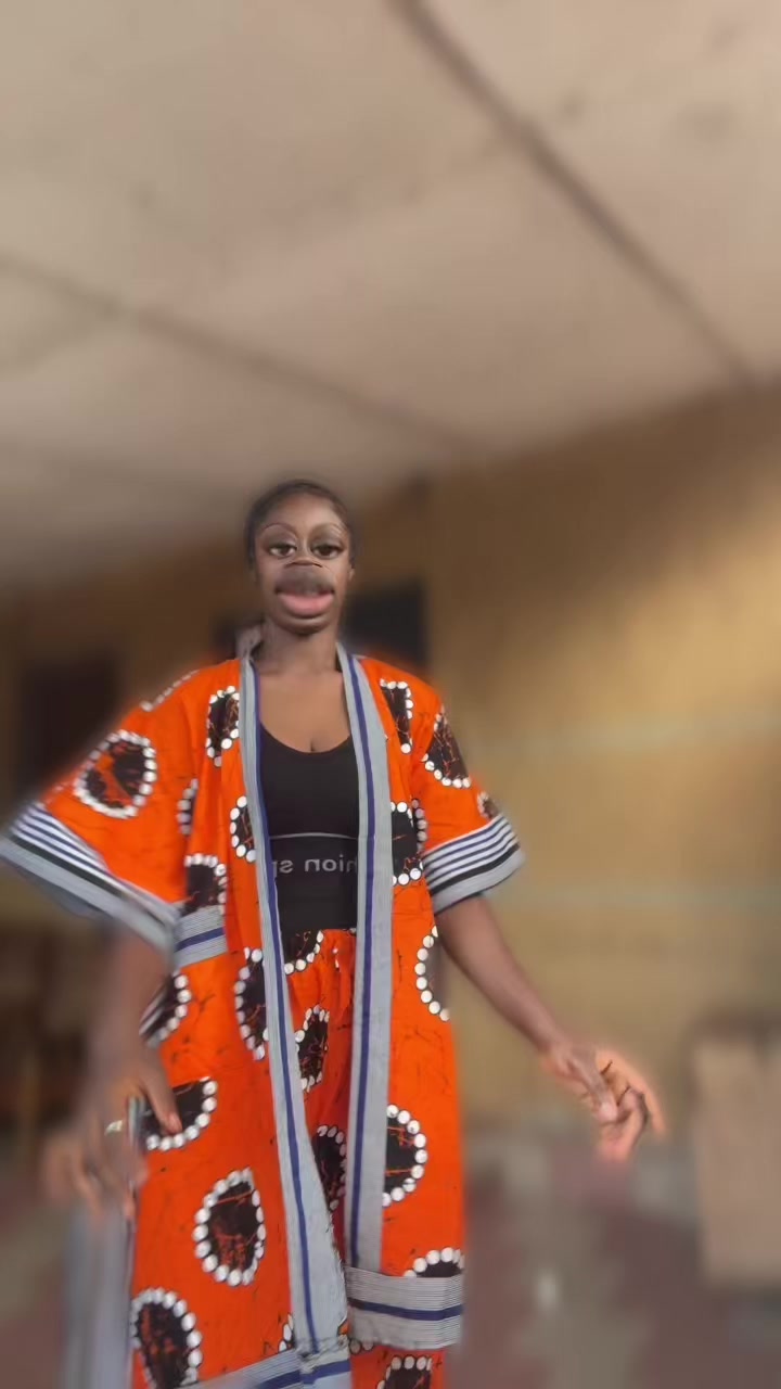 @☘️🖇️La Fille aux gros yeux ❤️