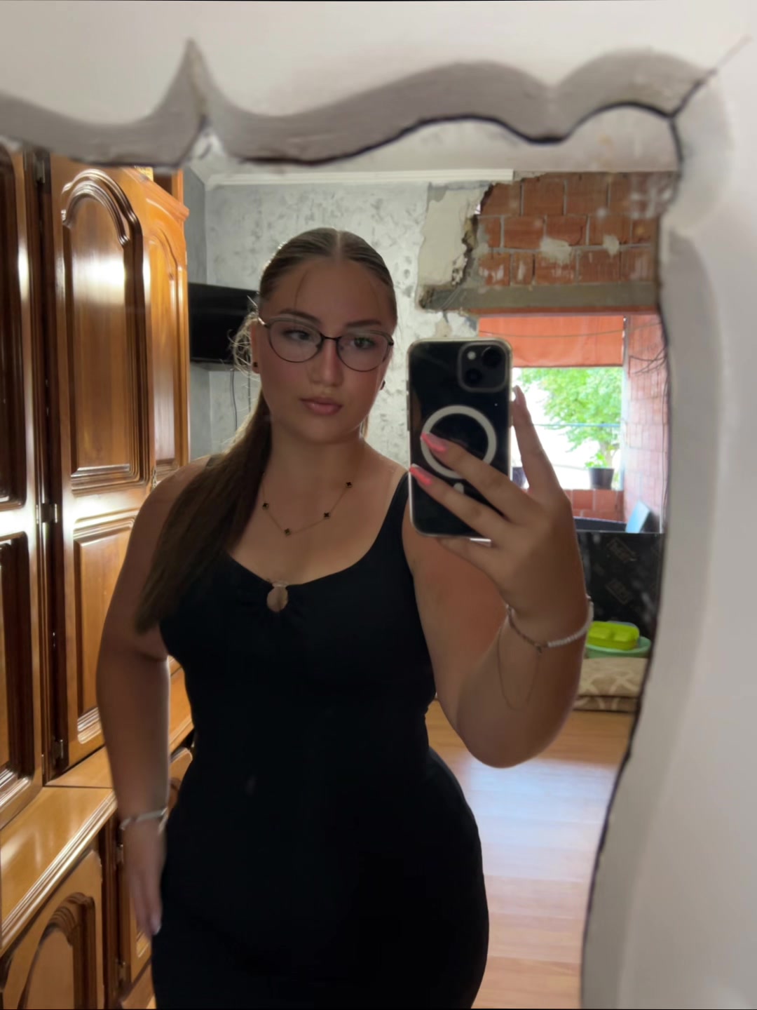 @👸🏽