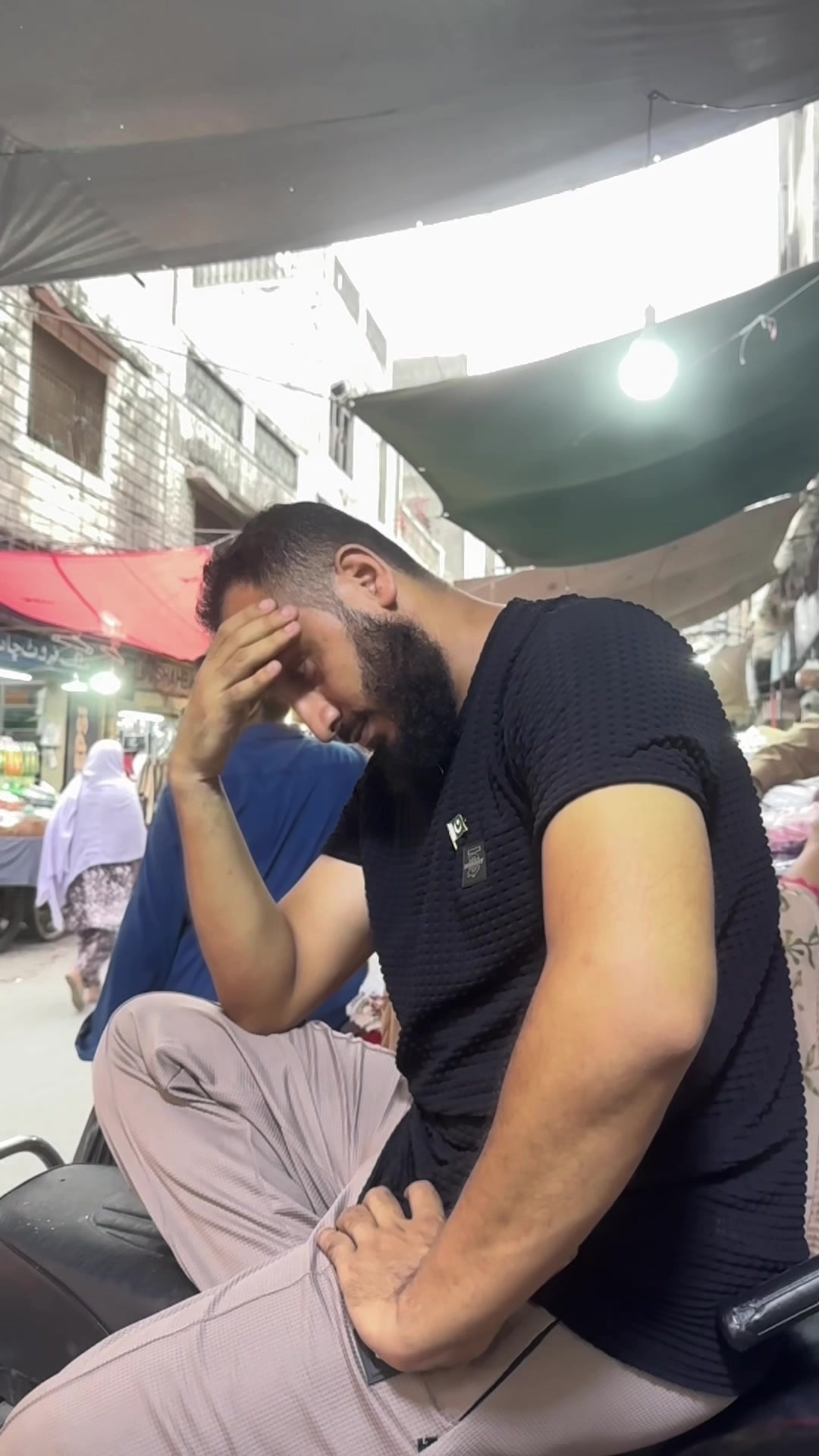 @Raحeel