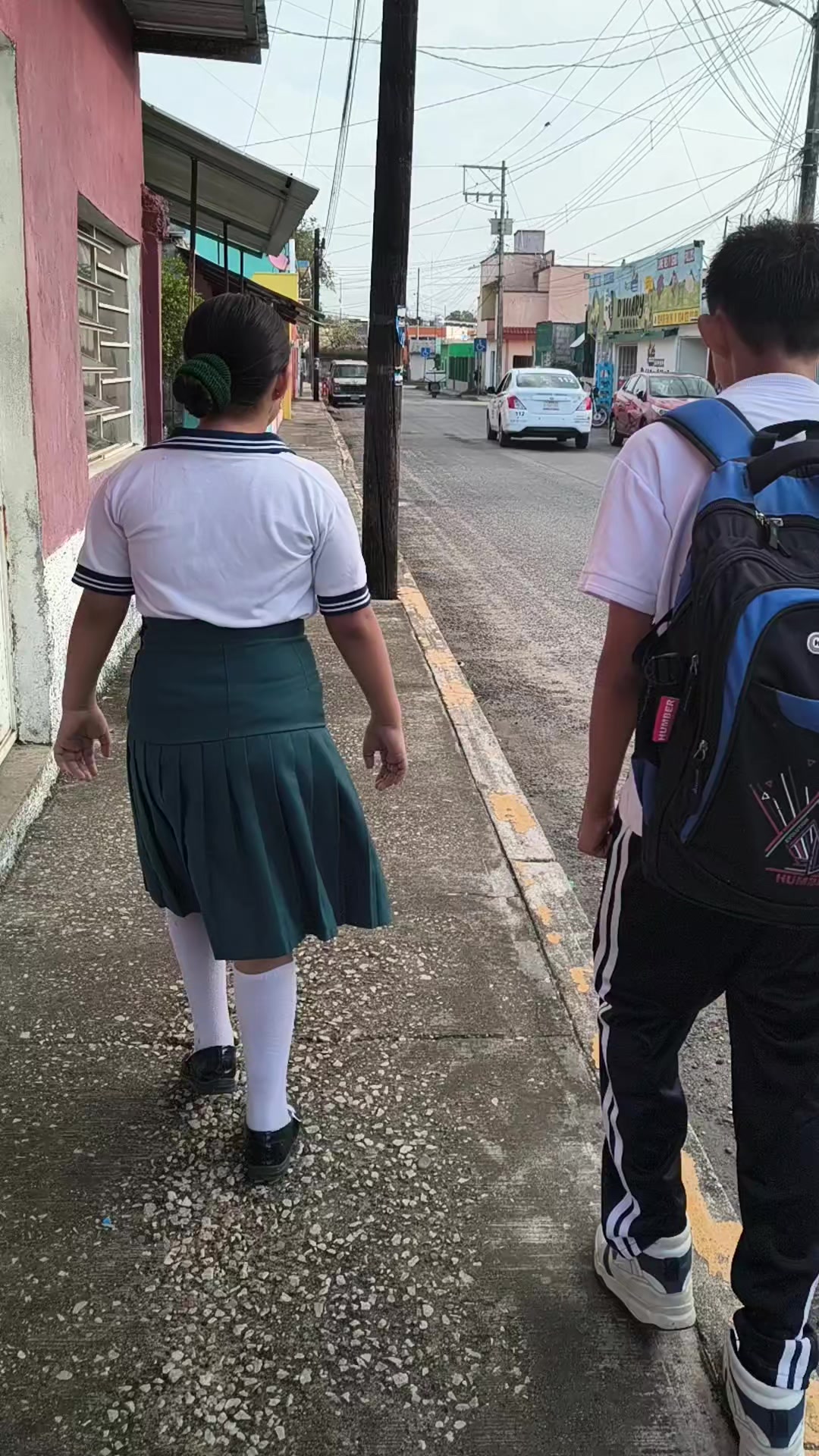 @Fatimiux