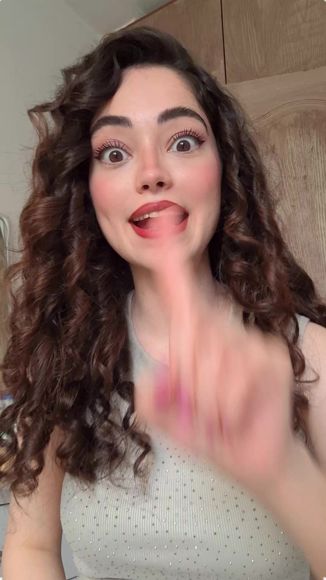 @melina
