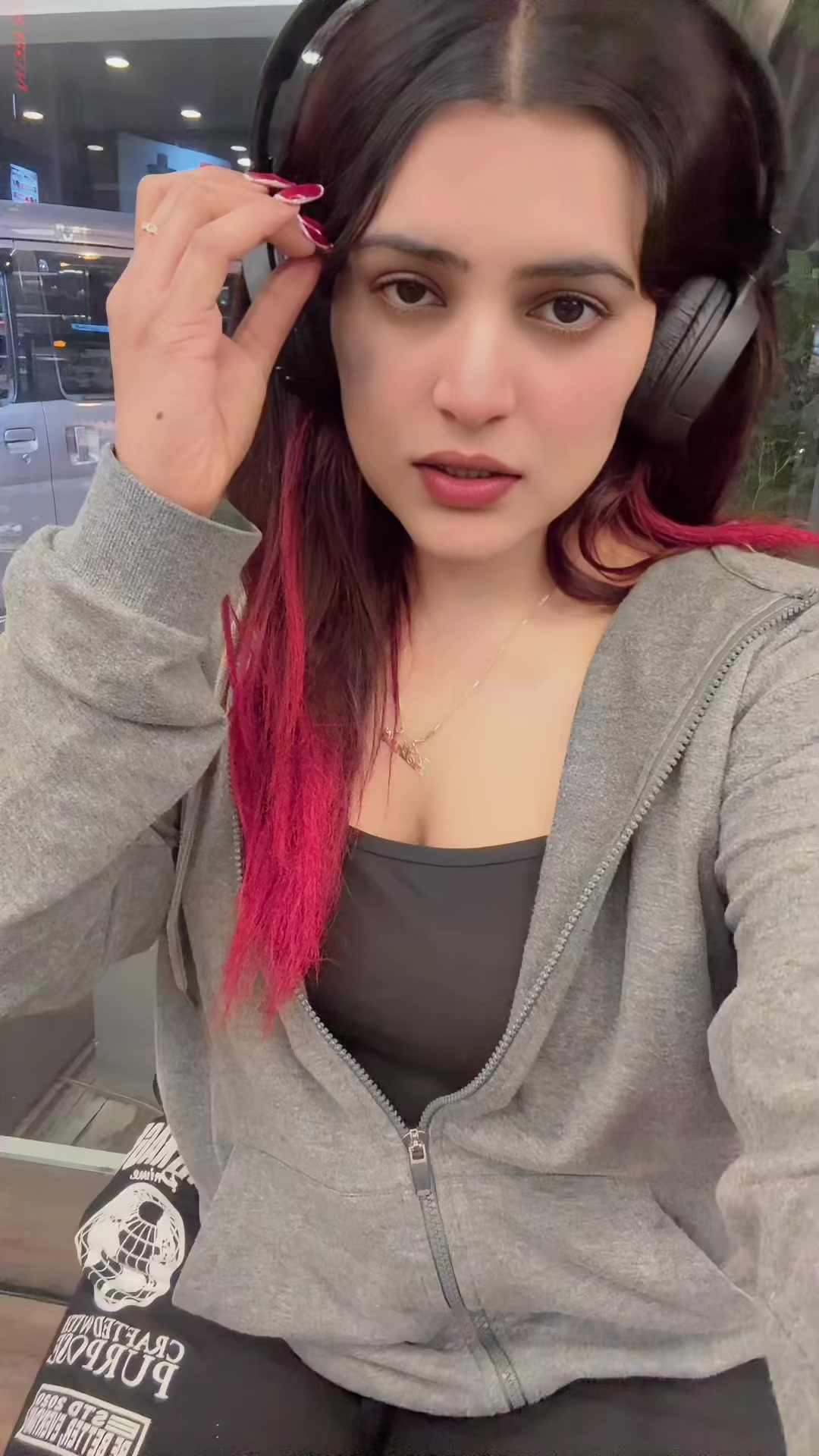 @kethakiiiii