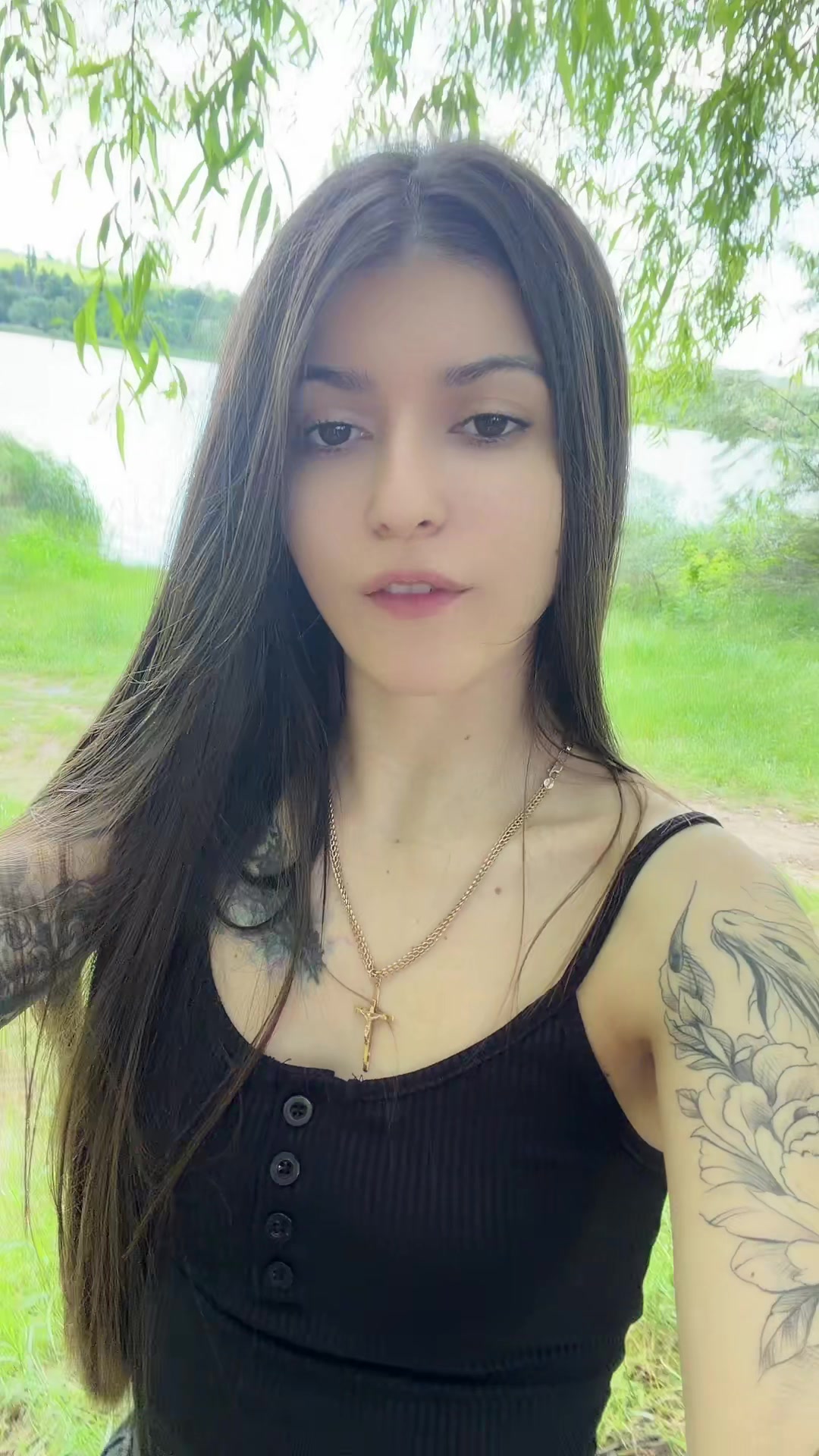 @🦋Vio🥀🖤