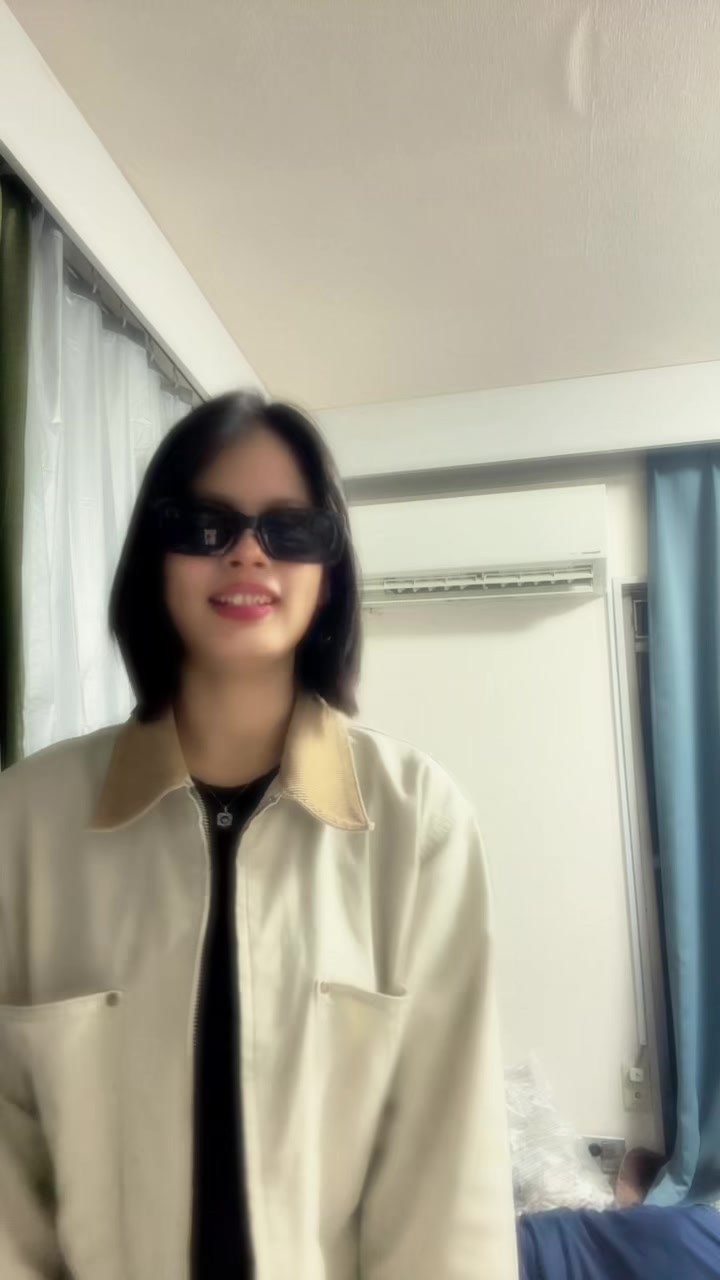 @YuNandarMyint-ယုနန္ဒာမြင့်