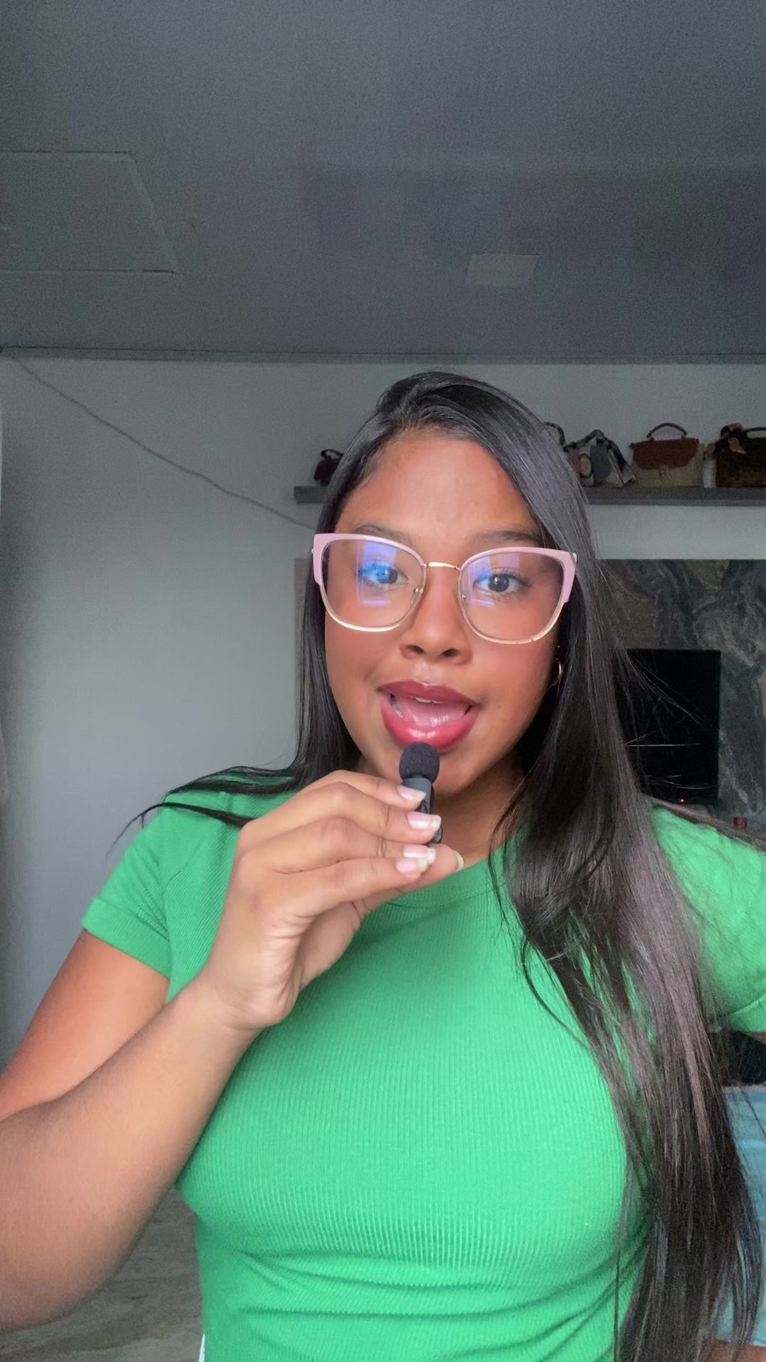 @Lunita