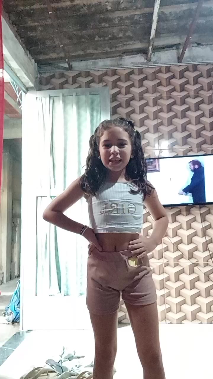 @Lívia Elleres