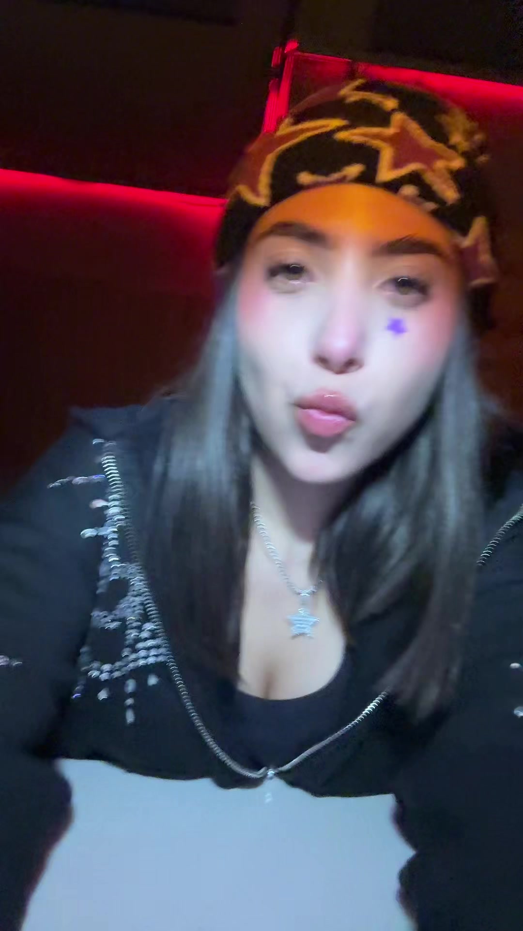 @viuhxs