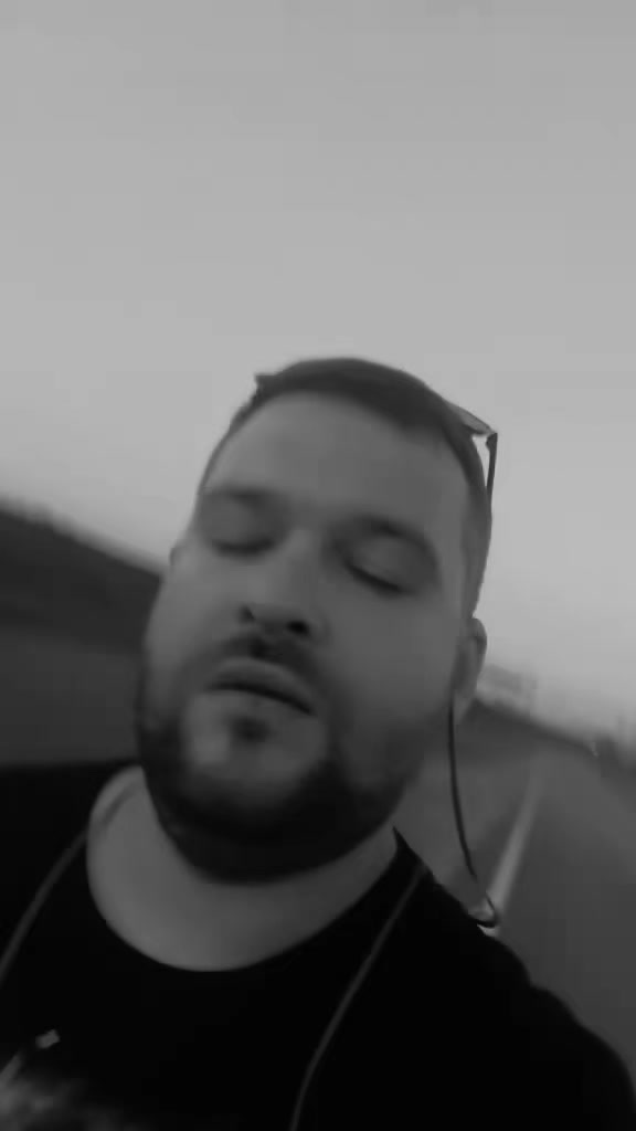 @niko