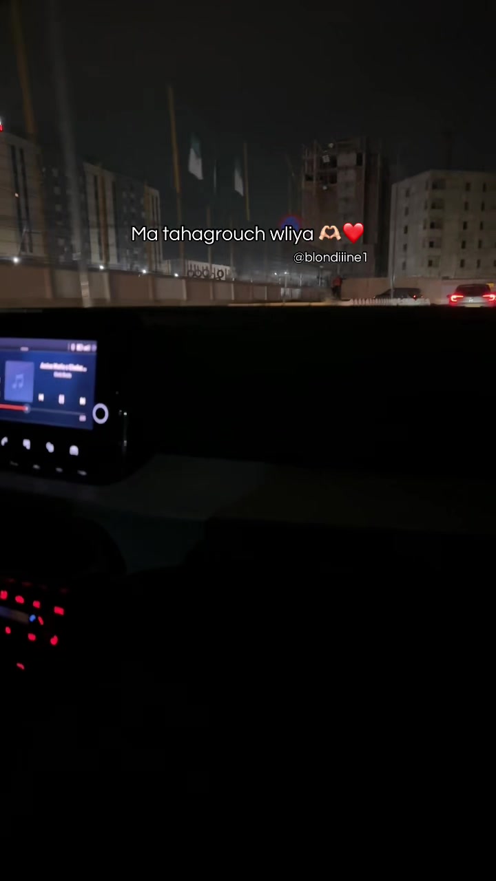 @𝐘