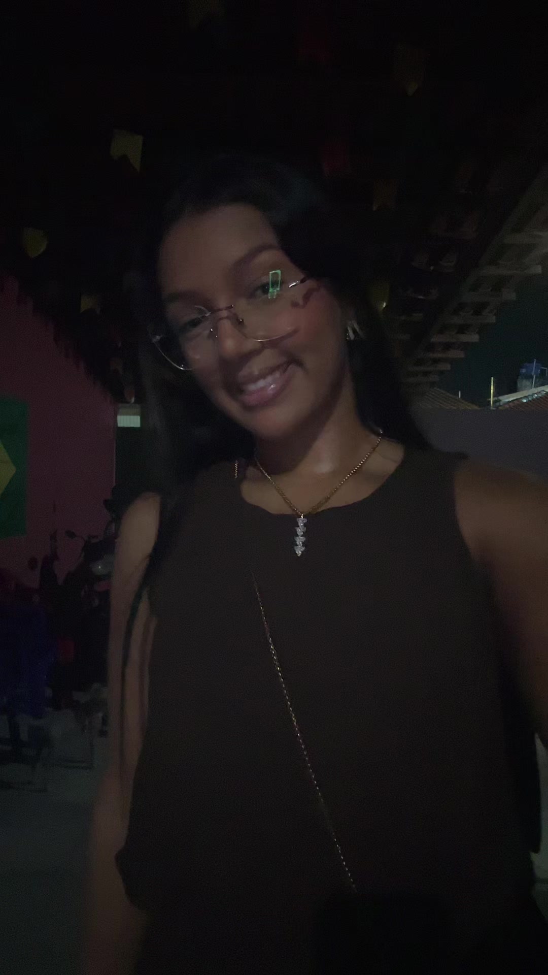@júlia guedes