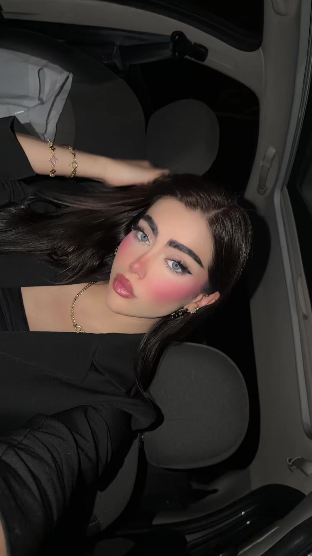 @MAHSA 🍒 ZAMANIAN