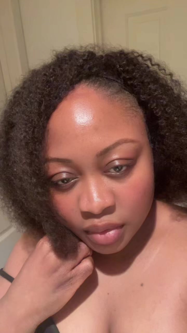 @MEL Là Capricorn ♑️🇨🇬❤️🇦🇺