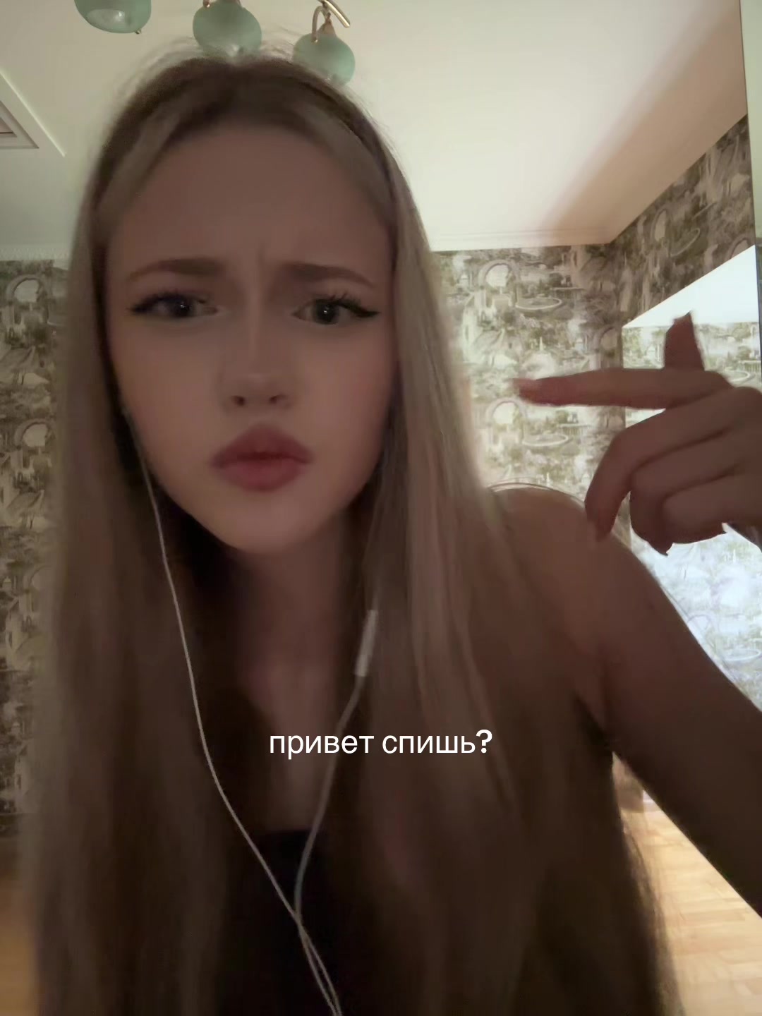 @★★★