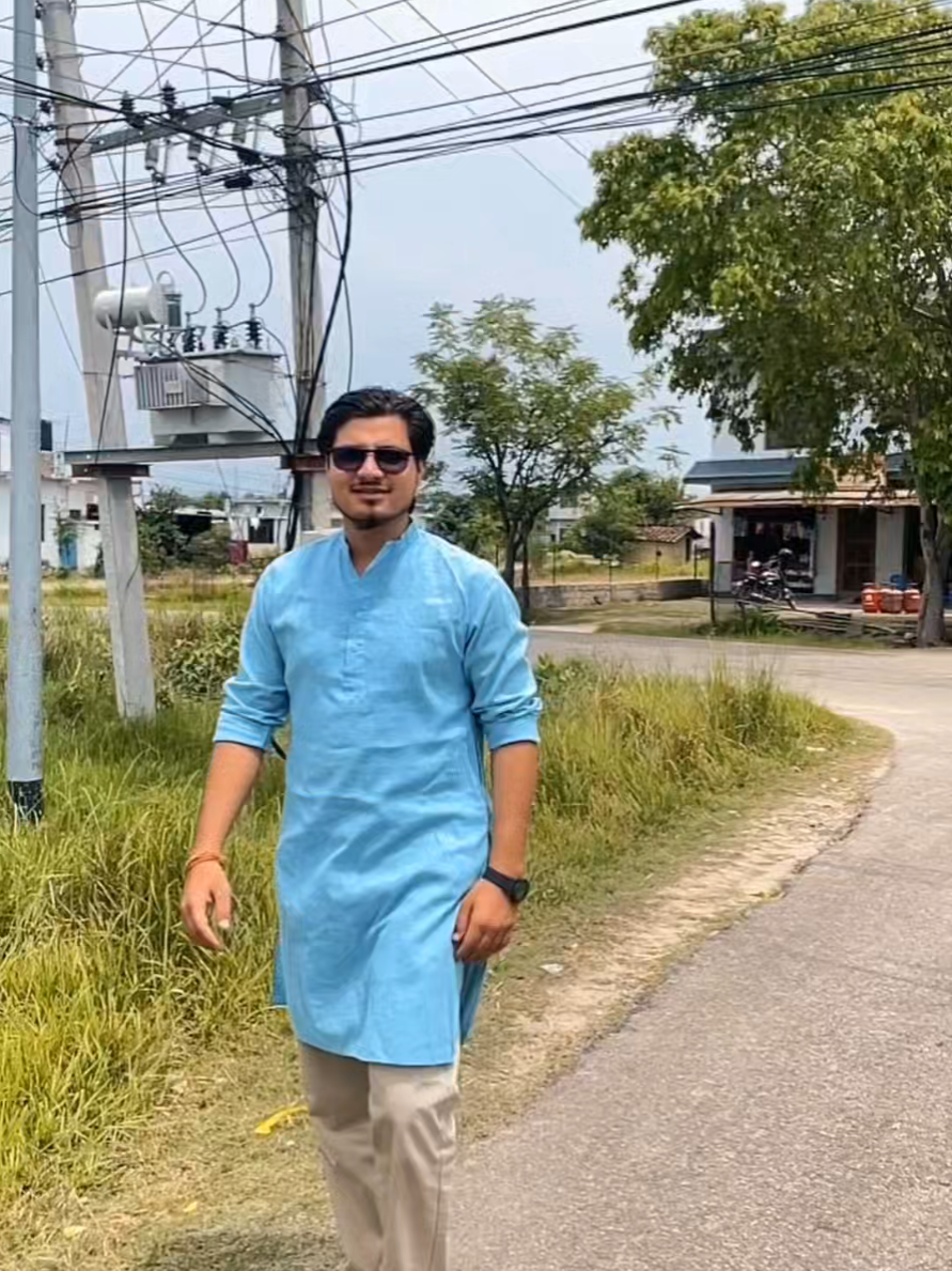 @Santosh Pant