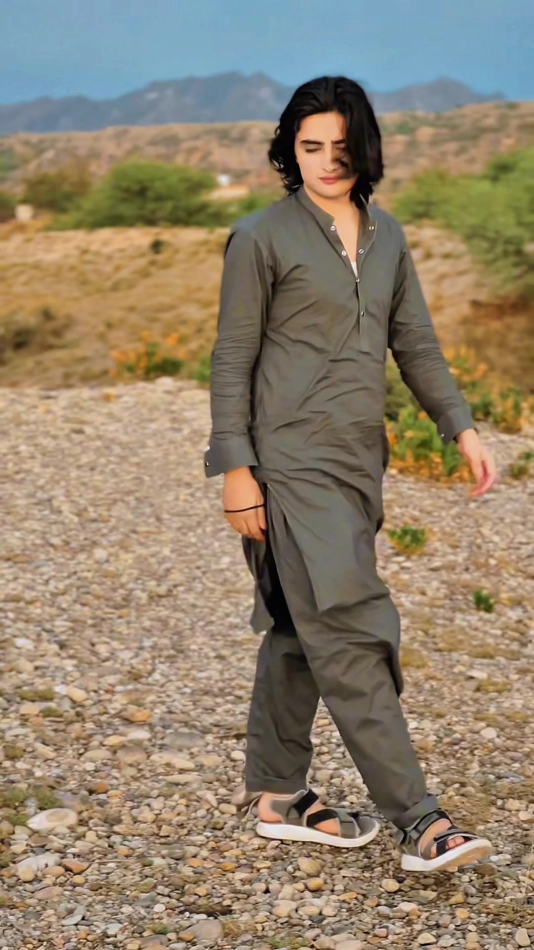 @Barkat Khattak