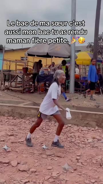 @Ornella mère sociale ✨