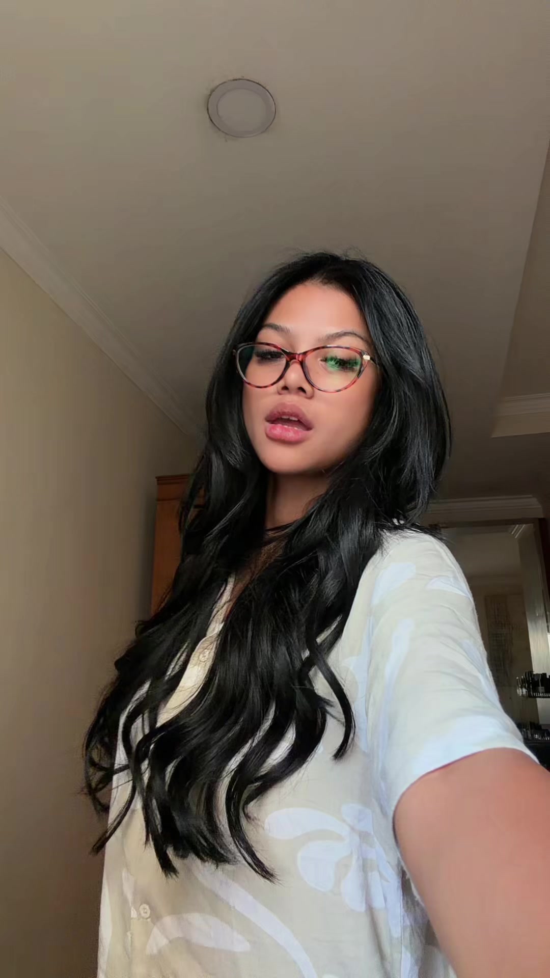 @Kikinii