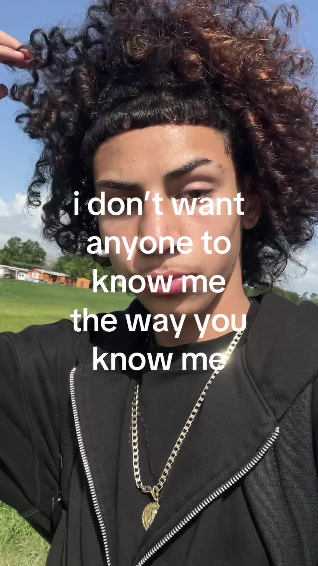 @￼