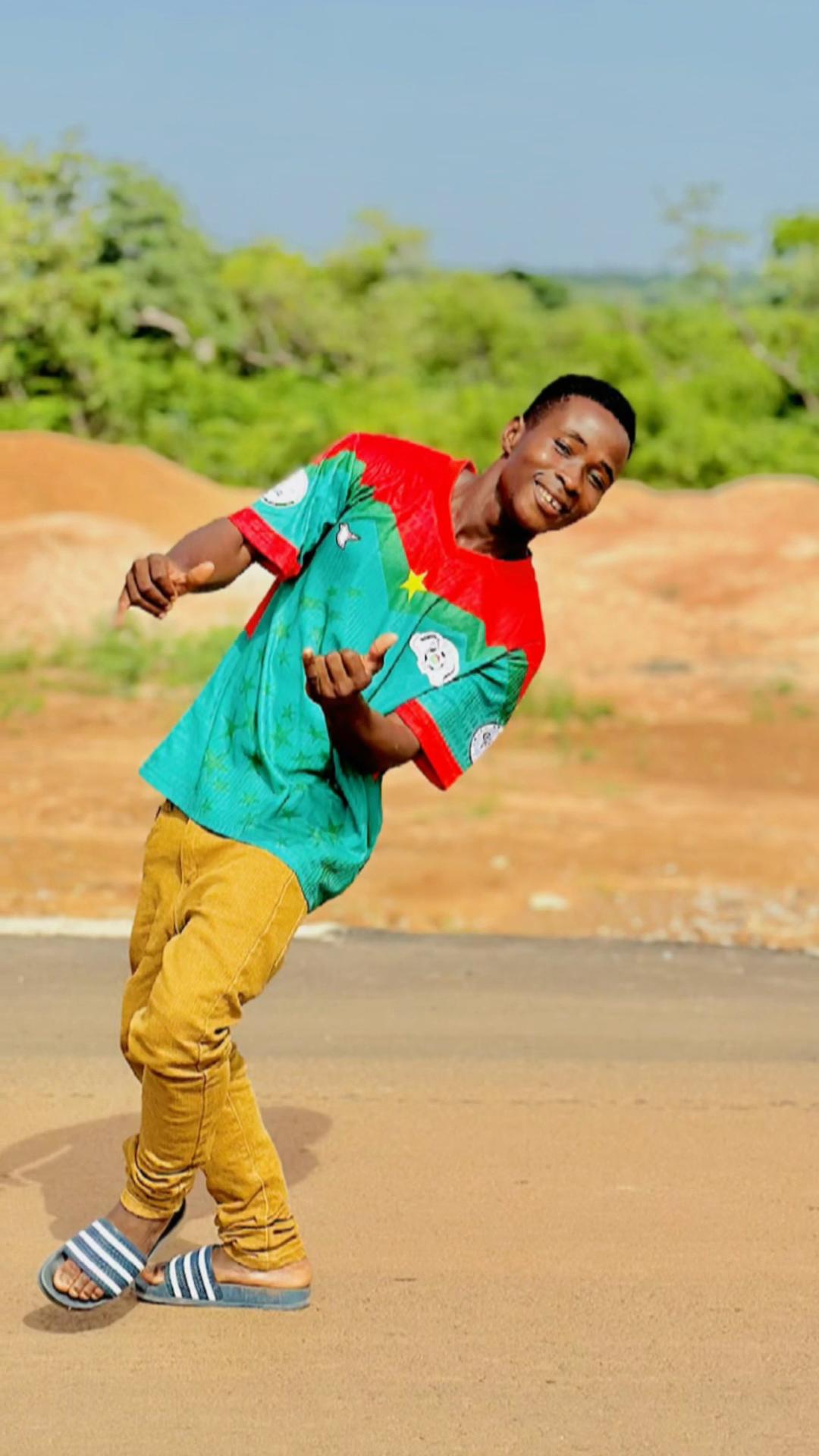 @KING D&Eacute;PUTE officiel☠️🇧🇫