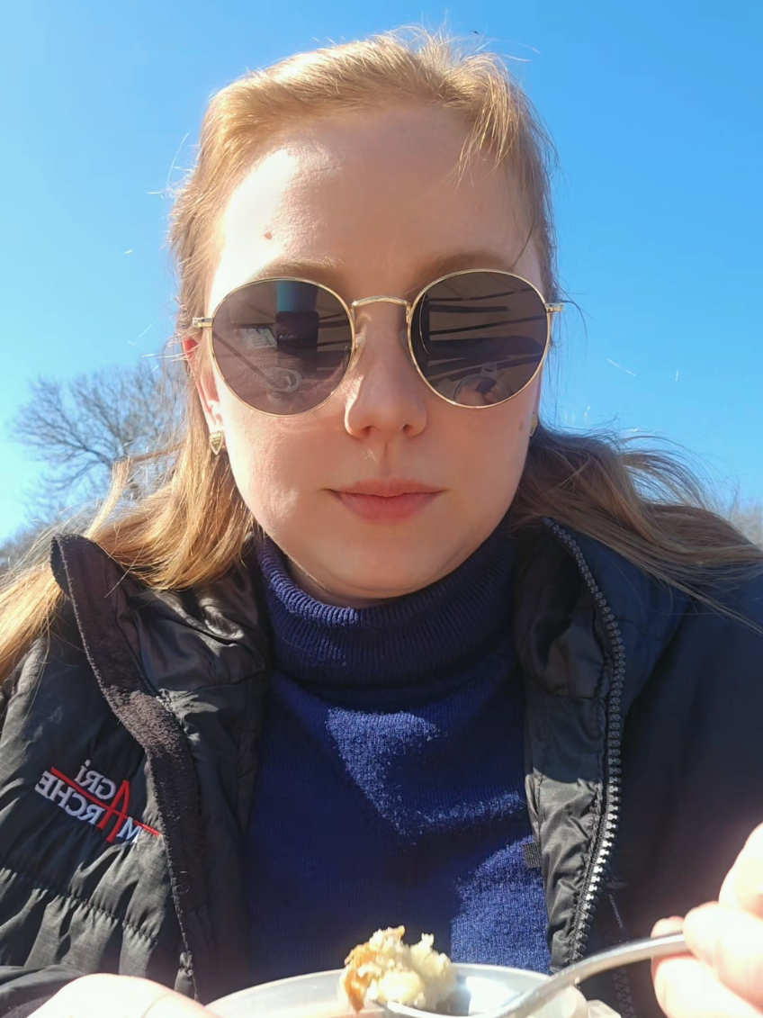 @&Eacute;lo&iuml;se M.M.