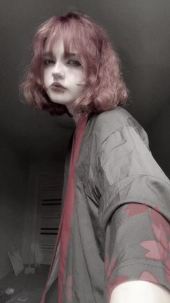 @ferrtie_