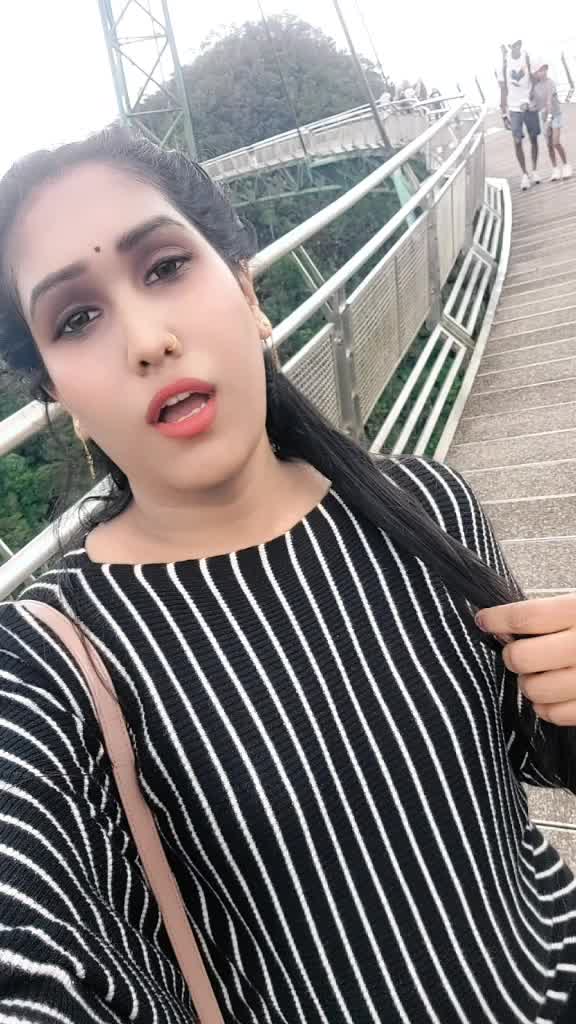 @VINOSHA SHA
