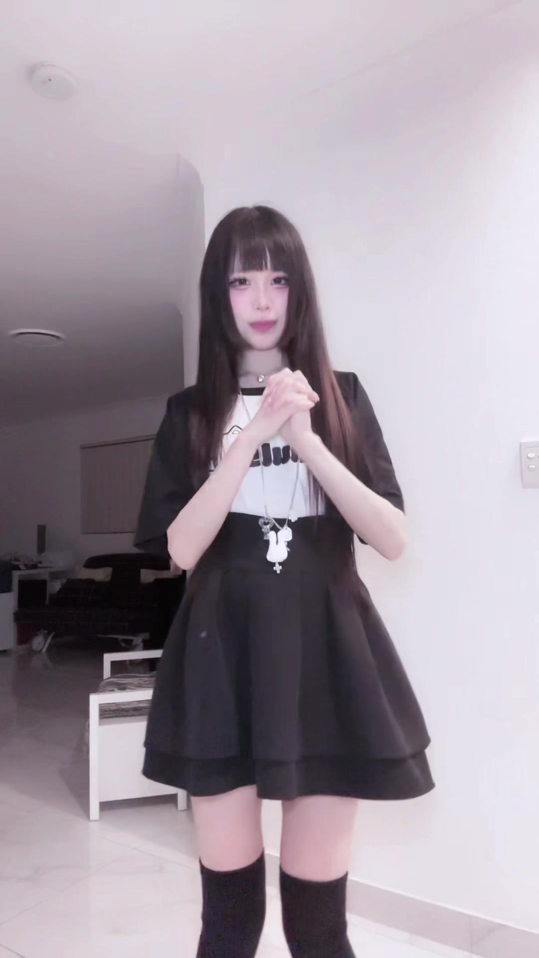 @runa ᜊ( ' ⩊ '𖦹)ᜊ