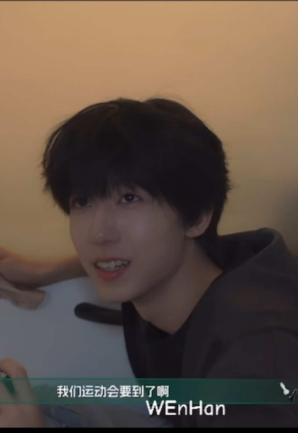 @文涵 • wenhan ᥫ᭡