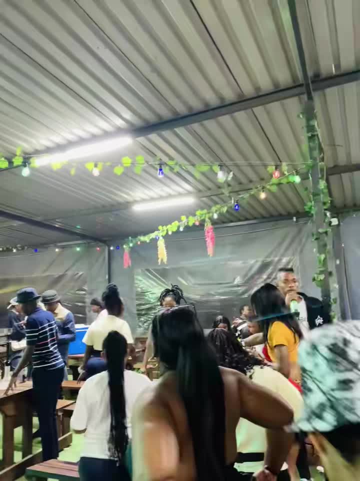 @Grooves & Events In Newcastle
