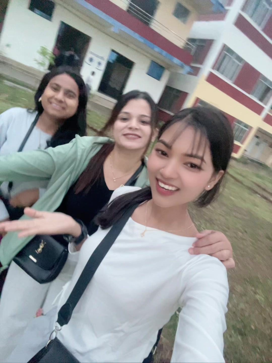 @Paru oli🤞❤️