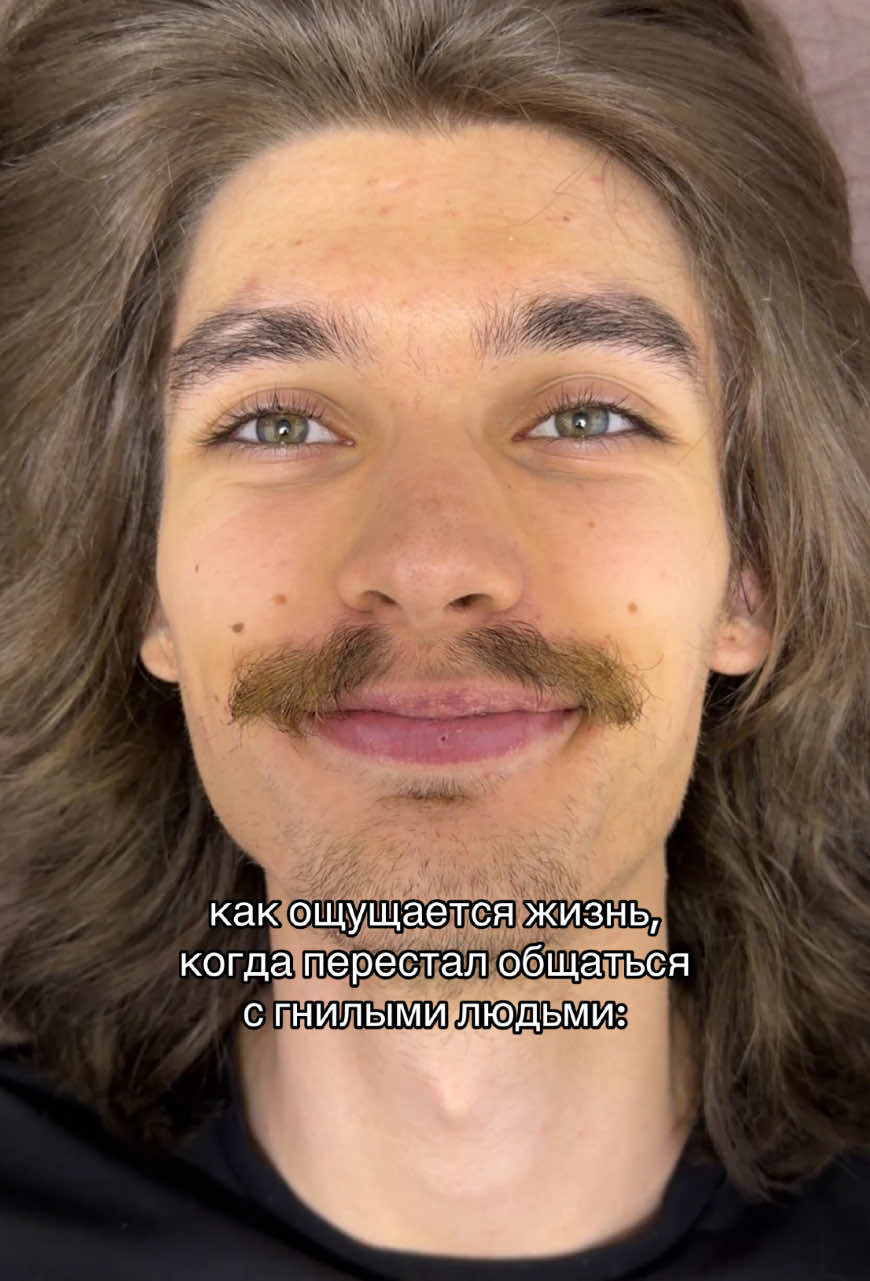 @absurdviktora