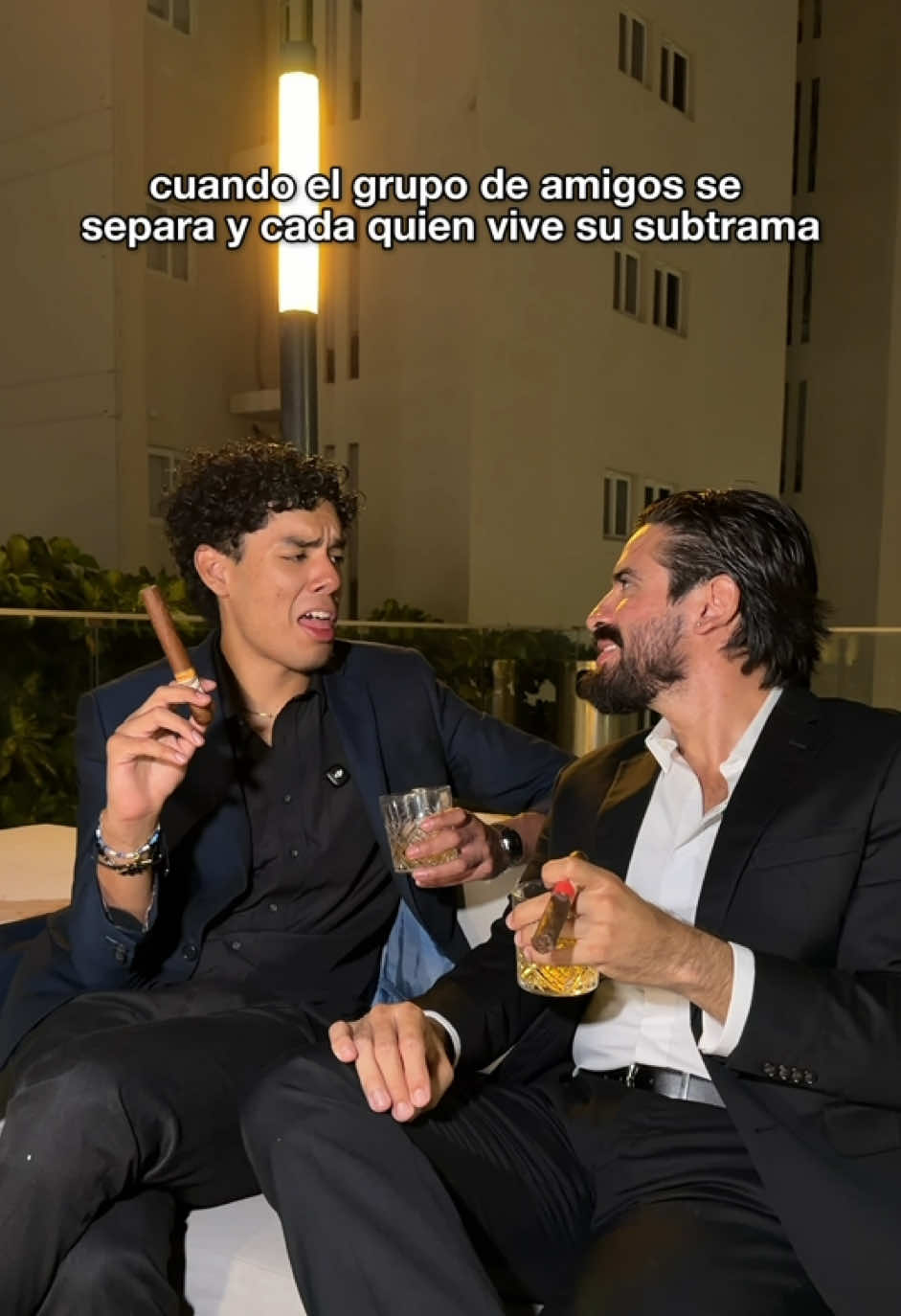 @Los PQliares