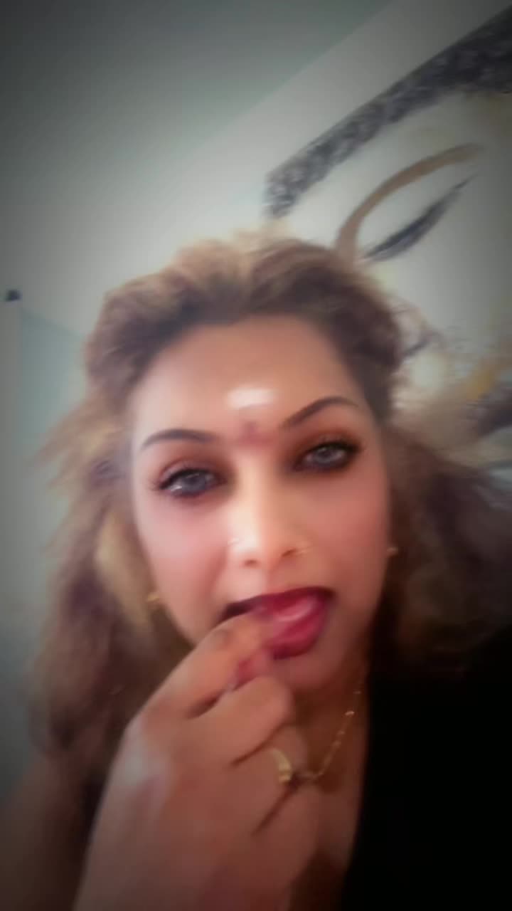 @Shobananava🇨🇦🇱🇰🇸🇬🇳🇬