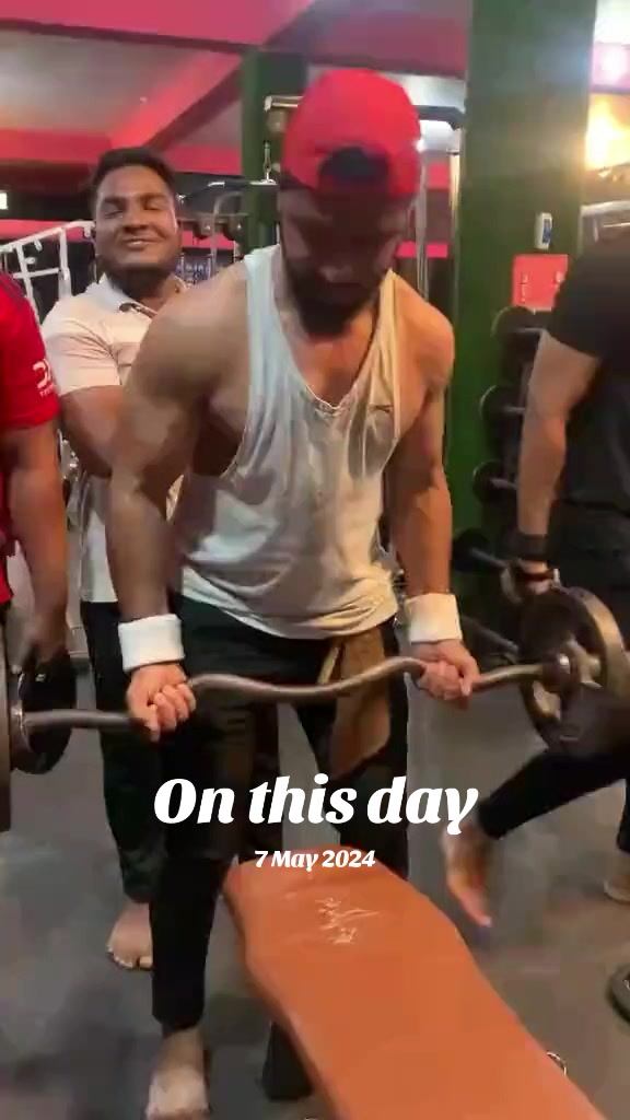 @𝔖𝔥𝔞𝔨𝔦𝔩💪𝔖𝔥𝔞𝔥💪