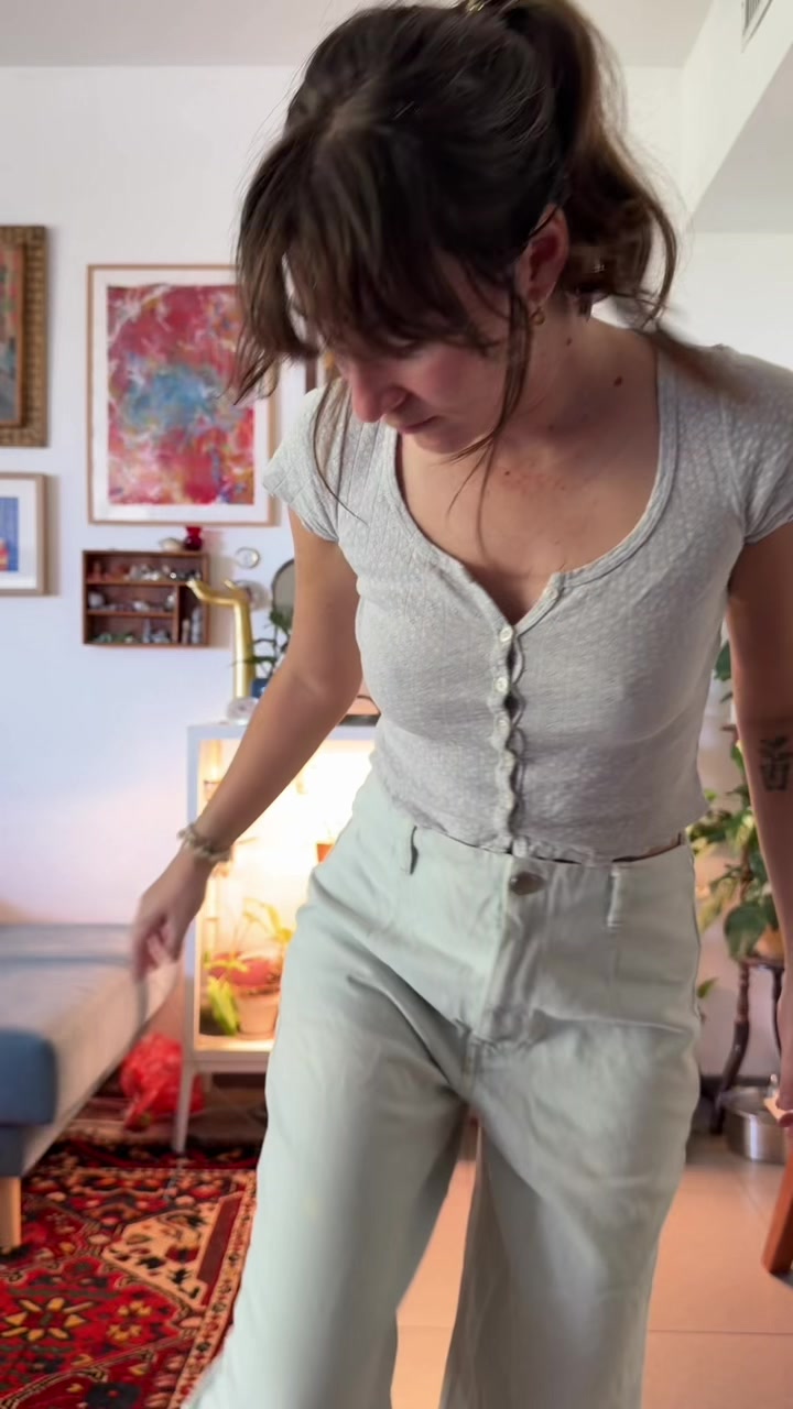 @מירב מלכת הזבל והעציצים